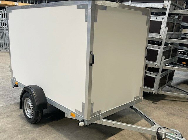 Gesloten aanhanger 750 kg